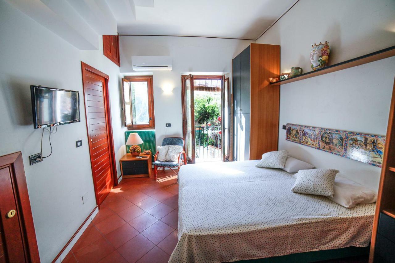 Il Carretto Taormina Center Apartment ภายนอก รูปภาพ